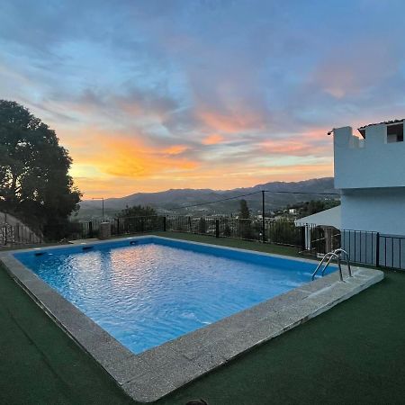 Villa NOVIEMBRE La Iruela Exterior foto