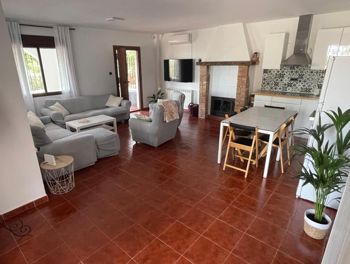 Villa NOVIEMBRE La Iruela Exterior foto